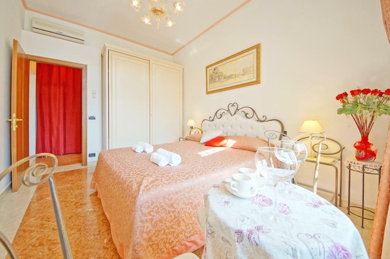 Dolcevita Apartments N 315 Venesia Bagian luar foto